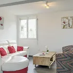 Gorgeous In With Wifi شقة *
