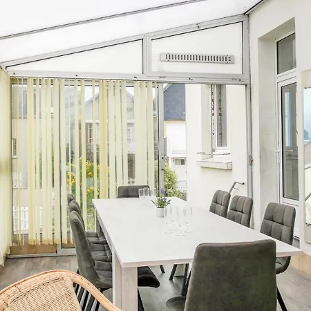 4 Bedroom Beautiful In Apartamento *