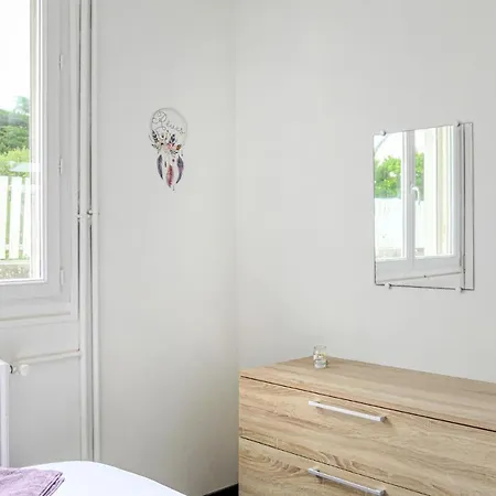 Apartament Awesome In With Wifi Pirou