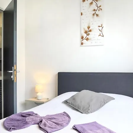 4 Bedroom Beautiful In *